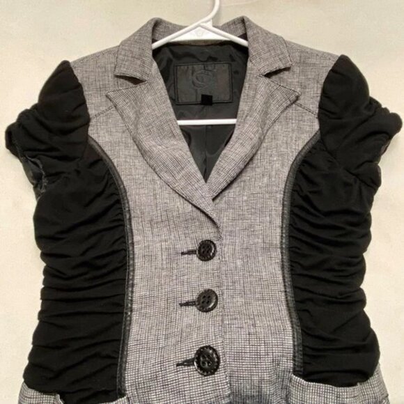 Y2K Bebe Blazer Blouse Women's 6 Black Gray Fitted Short Sleeve Button Front EUC - Picture 9 of 9